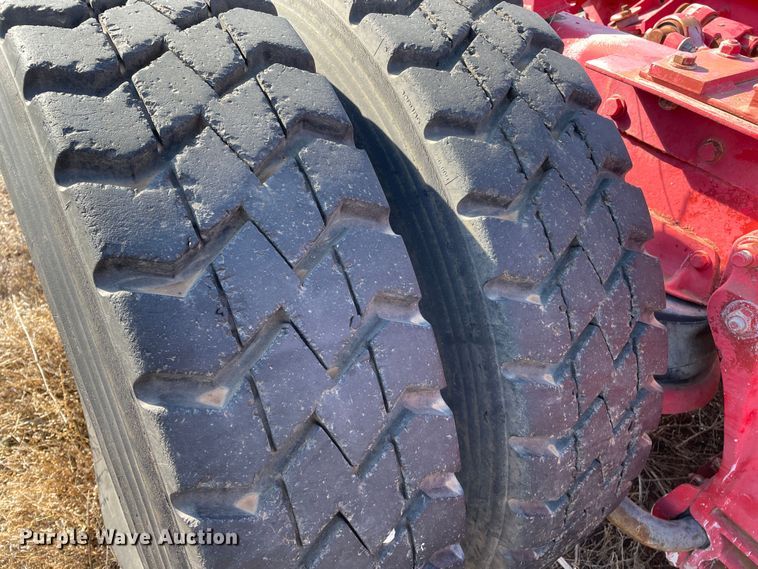 image for item DN4529 1997 Kenworth T800  semi truck