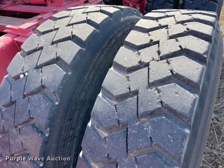 image for item DN4529 1997 Kenworth T800  semi truck