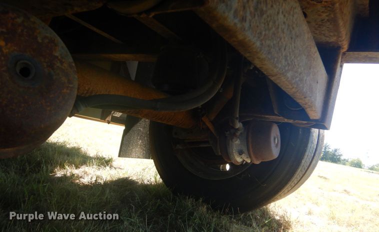 image for item DO1596 1999 Transcraft FB  flatbed trailer