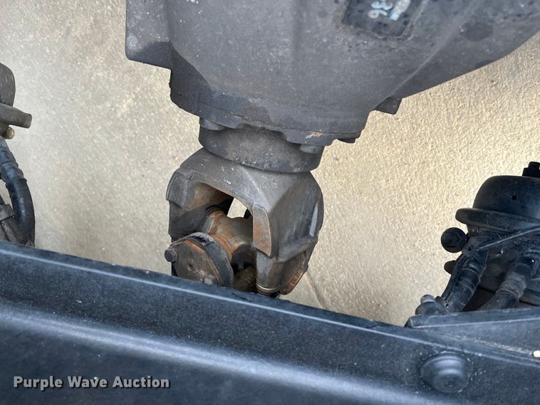 image for item DS6748 2009 Peterbilt 389  semi truck