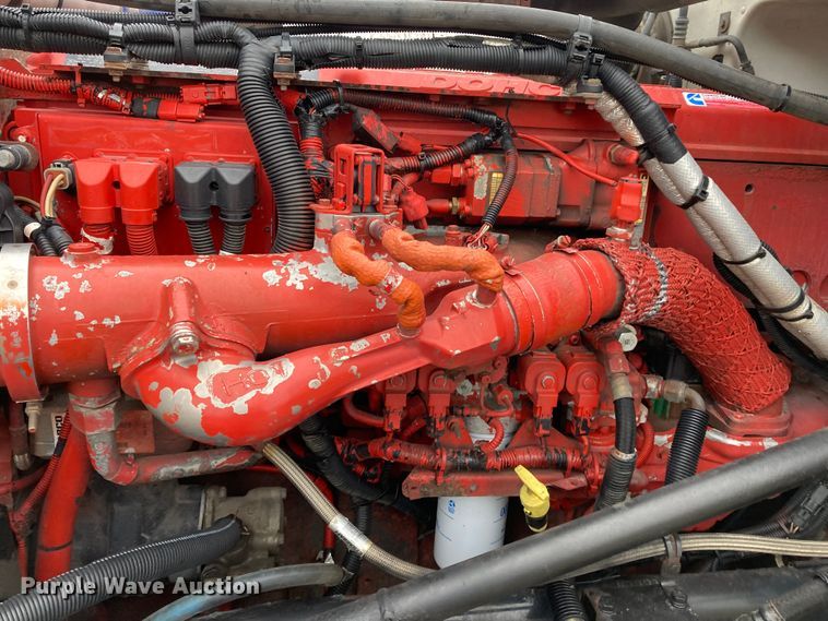 image for item DS6748 2009 Peterbilt 389  semi truck