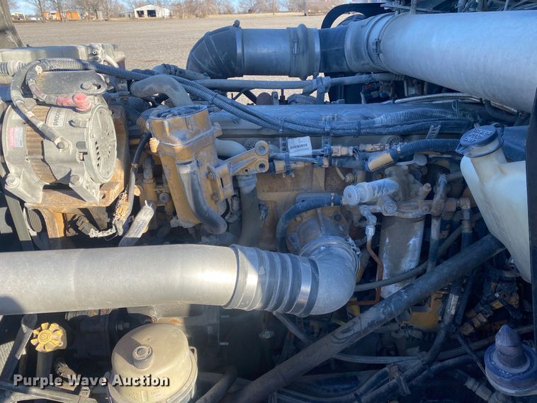 image for item JW9233 2009 Kenworth T800  semi truck