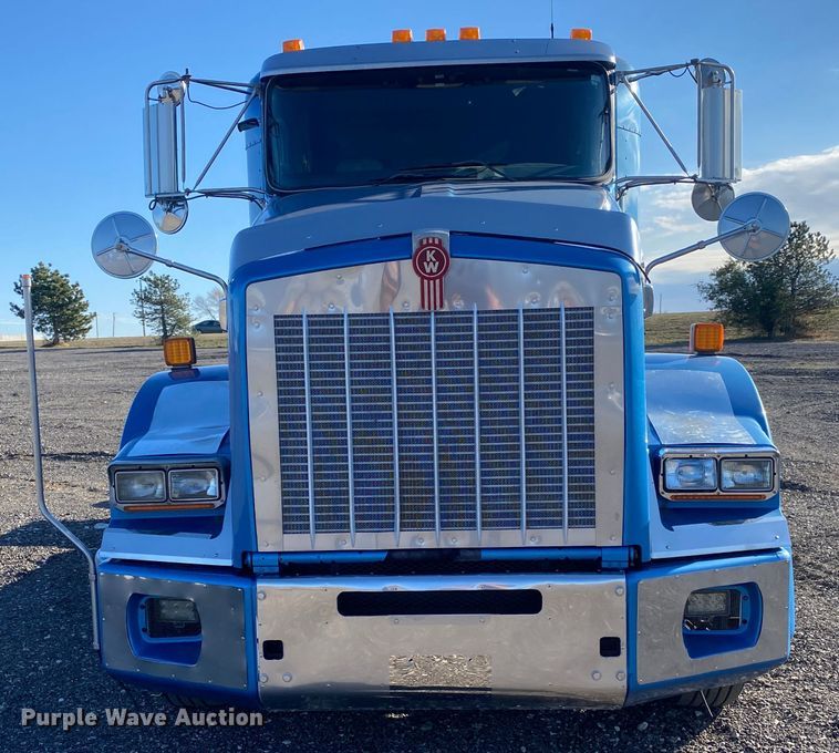image for item JW9250 2008 Kenworth T800  semi truck