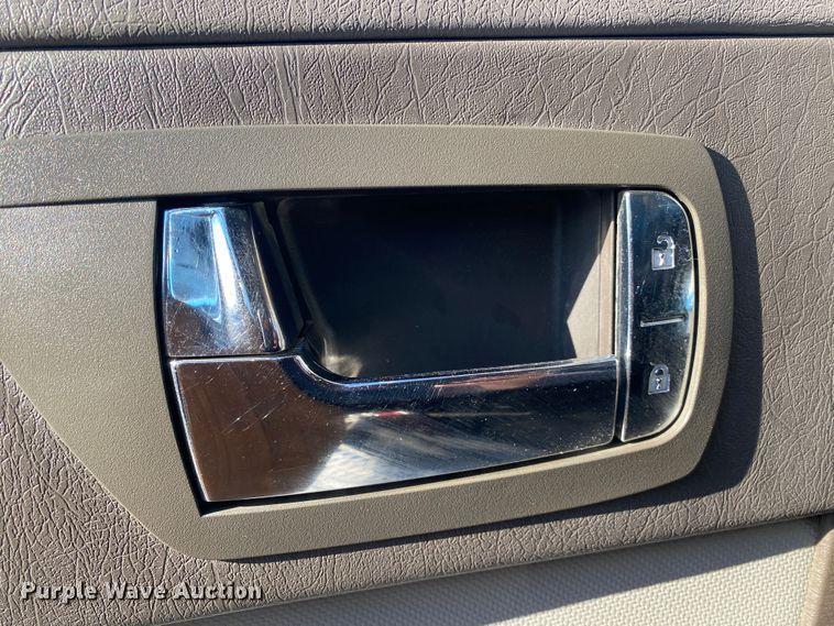 image for item JW9250 2008 Kenworth T800  semi truck