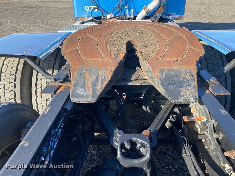 image for item JW9250 2008 Kenworth T800  semi truck