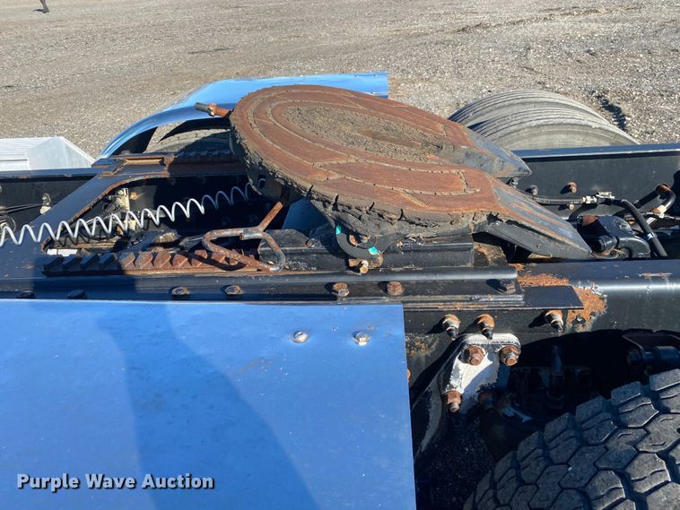 image for item JW9250 2008 Kenworth T800  semi truck