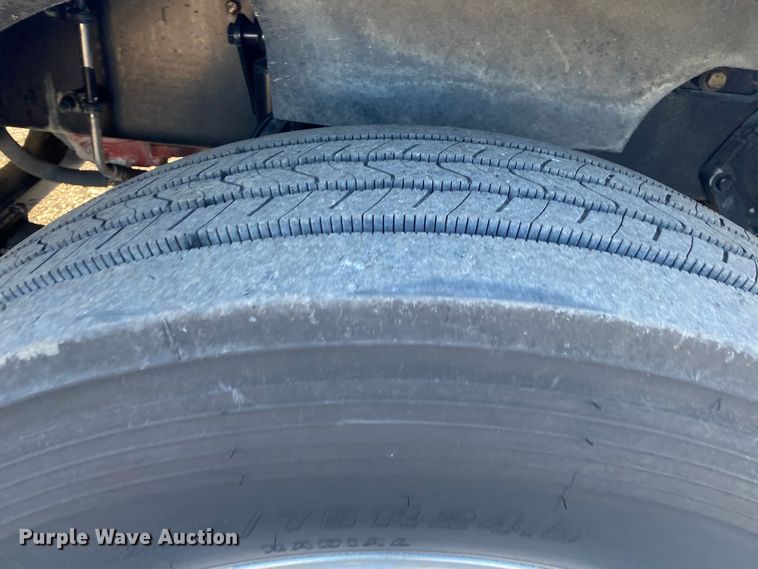 image for item JW9250 2008 Kenworth T800  semi truck