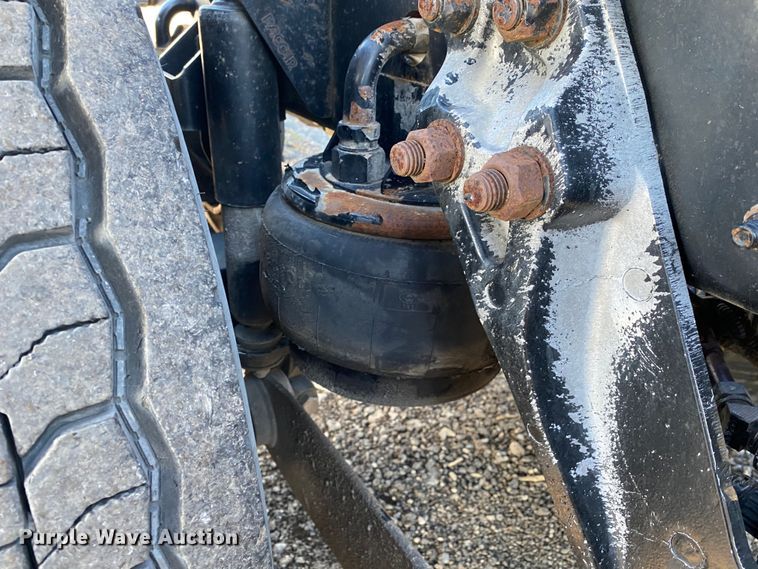 image for item JW9250 2008 Kenworth T800  semi truck