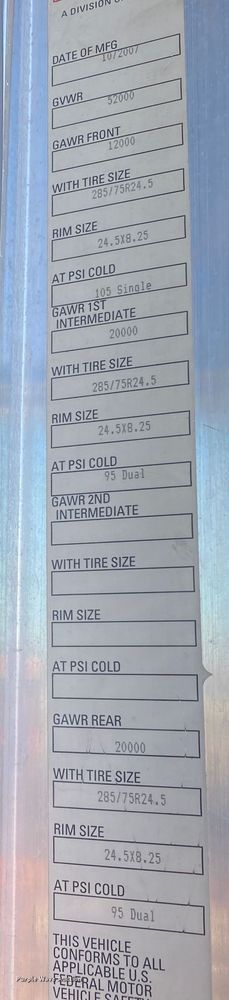 image for item JW9250 2008 Kenworth T800  semi truck