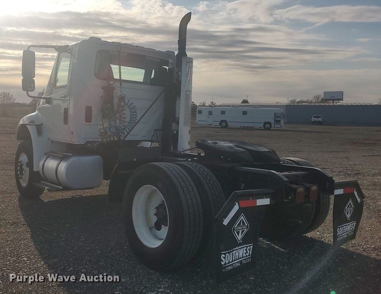 image for item JW9253 2014 International Navistar MA035  semi truck