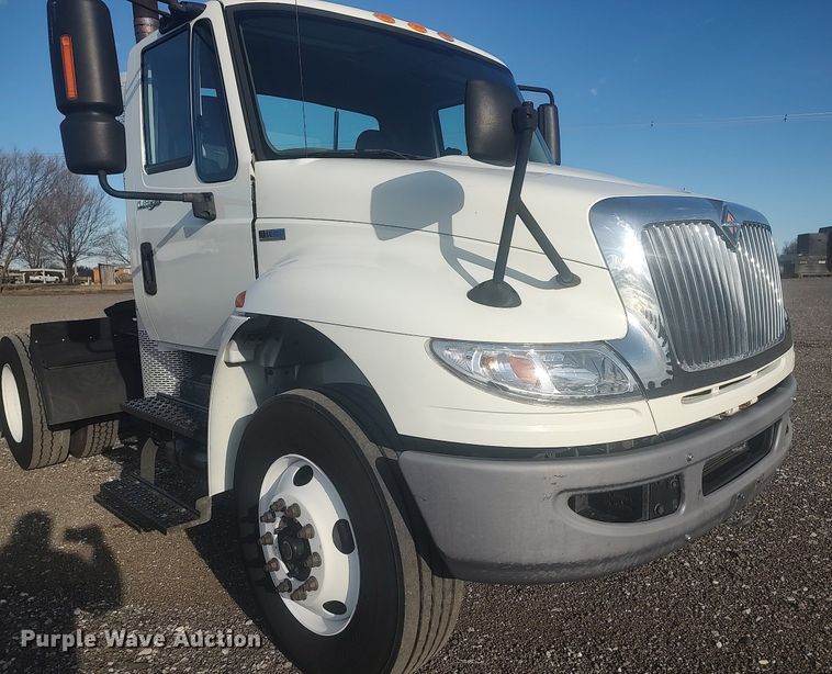 image for item JW9253 2014 International Navistar MA035  semi truck