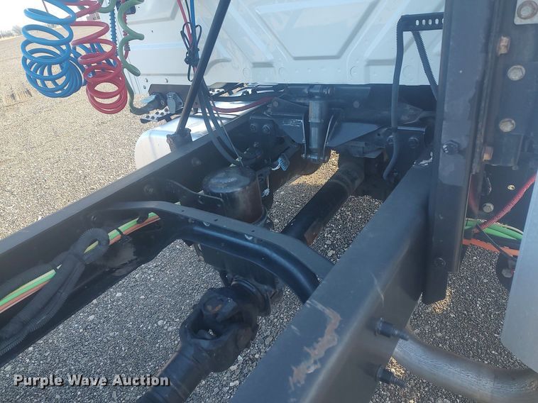 image for item JW9253 2014 International Navistar MA035  semi truck