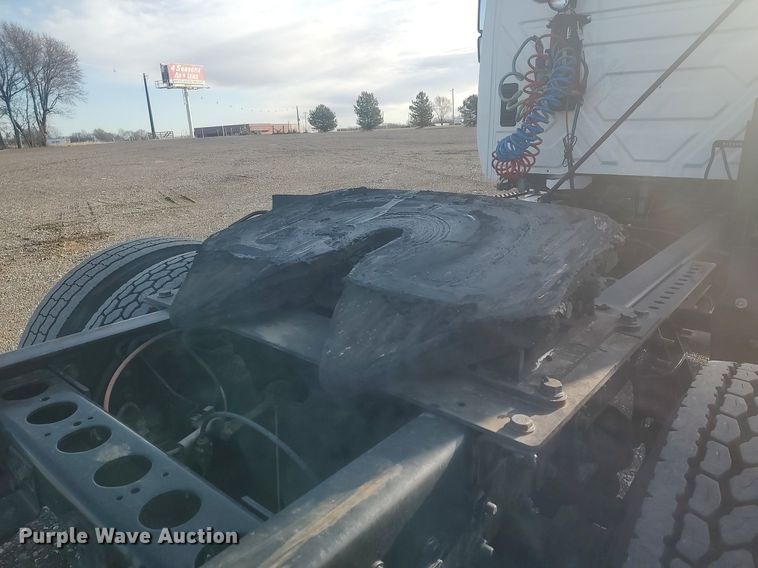 image for item JW9253 2014 International Navistar MA035  semi truck