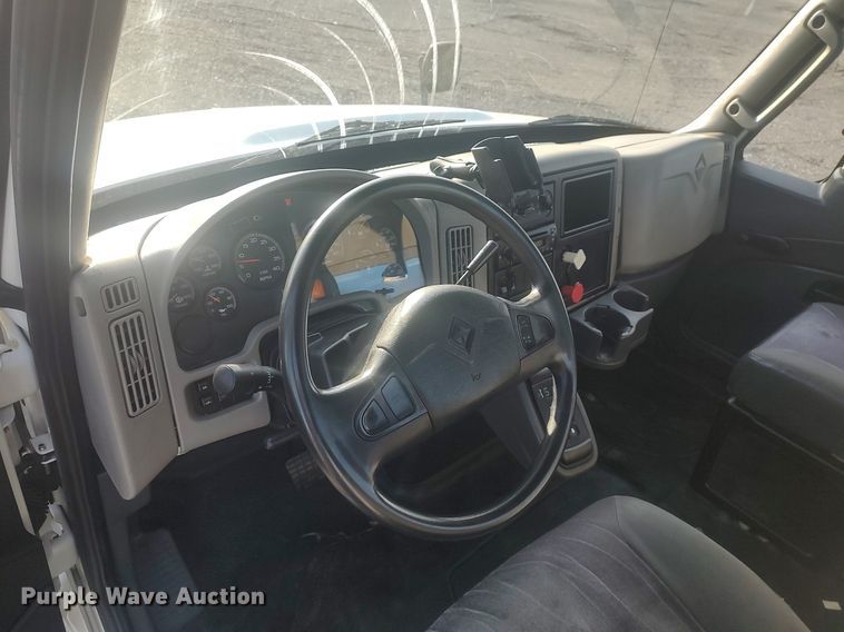 image for item JW9253 2014 International Navistar MA035  semi truck