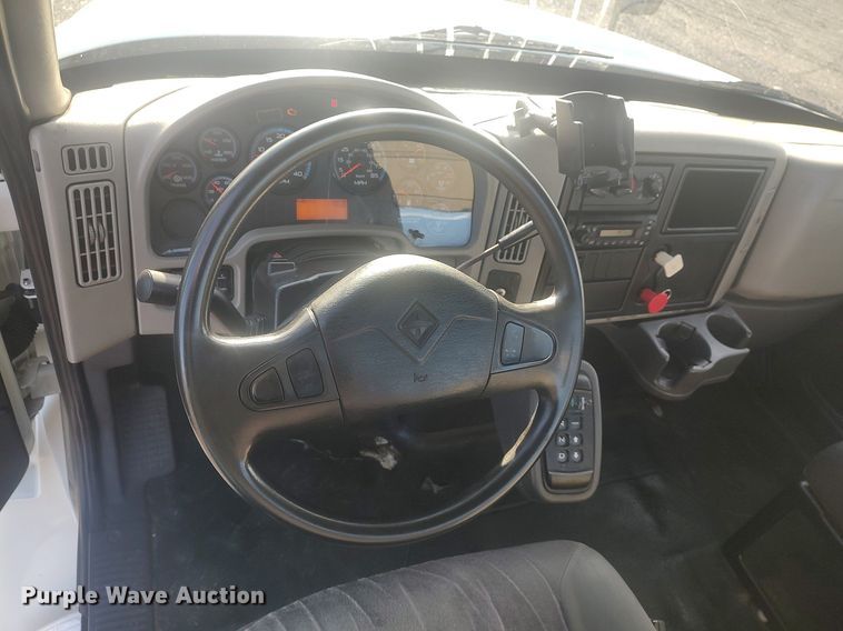 image for item JW9253 2014 International Navistar MA035  semi truck