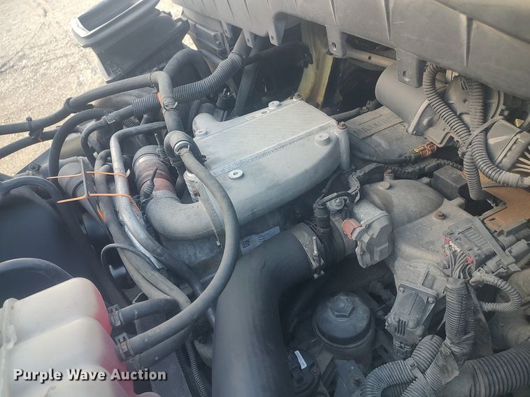 image for item JW9253 2014 International Navistar MA035  semi truck