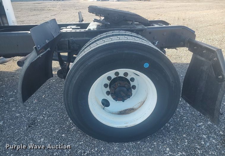 image for item JW9253 2014 International Navistar MA035  semi truck