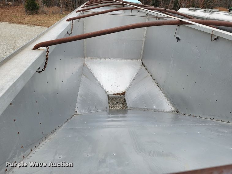 image for item KB9925 1988 Timpte  grain trailer