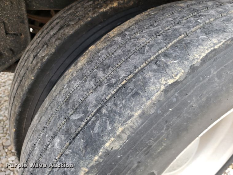 image for item KB9925 1988 Timpte  grain trailer