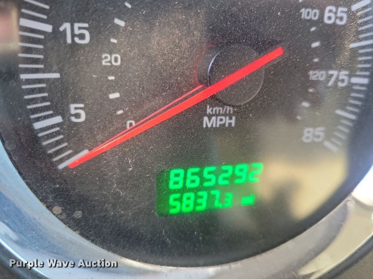 image for item LG9398 2009 Kenworth T800  semi truck