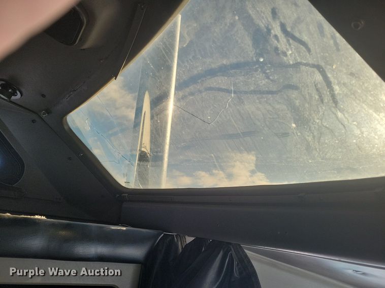 image for item LG9398 2009 Kenworth T800  semi truck