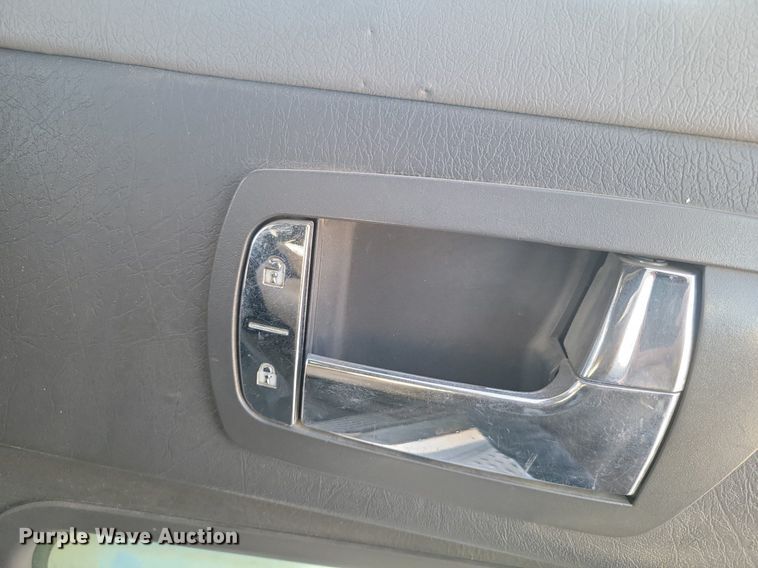 image for item LG9398 2009 Kenworth T800  semi truck