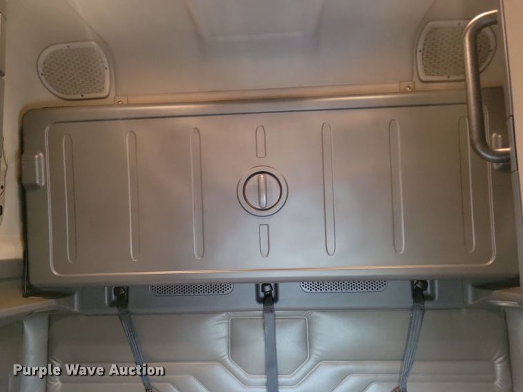 image for item LG9403 2015 Freightliner Cascadia  semi truck