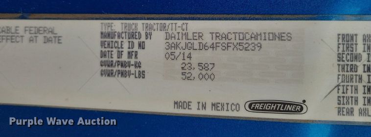 image for item LG9403 2015 Freightliner Cascadia  semi truck