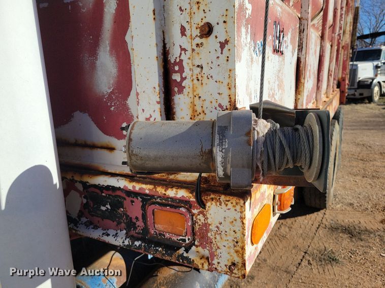 image for item LG9448 1981 Kenworth  grain truck