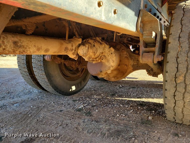 image for item LG9448 1981 Kenworth  grain truck