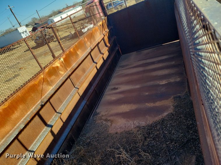 image for item LG9448 1981 Kenworth  grain truck