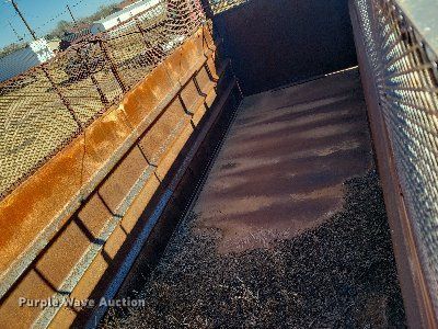 image for item LG9448 1981 Kenworth  grain truck