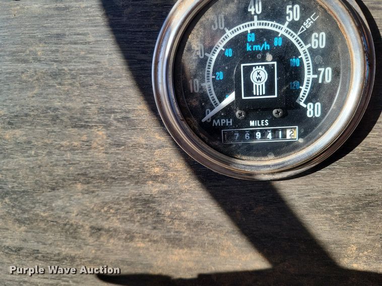 image for item LG9448 1981 Kenworth  grain truck