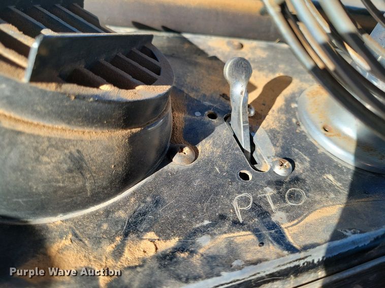 image for item LG9448 1981 Kenworth  grain truck