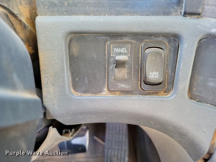 image for item LG9449 2009 Freightliner Columbia  semi truck