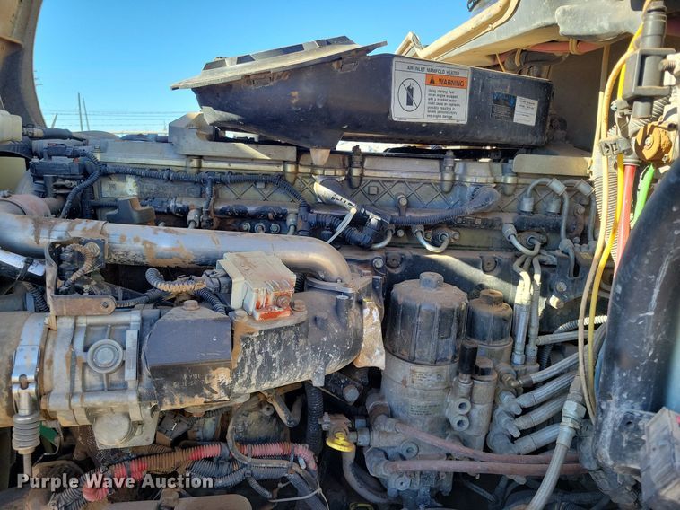 image for item LG9449 2009 Freightliner Columbia  semi truck