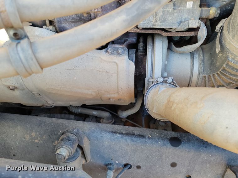 image for item LG9449 2009 Freightliner Columbia  semi truck