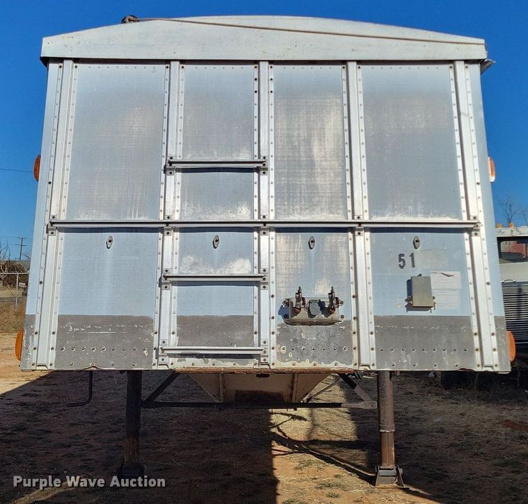 image for item LG9451 1980 Merritt GS-400-08  grain trailer