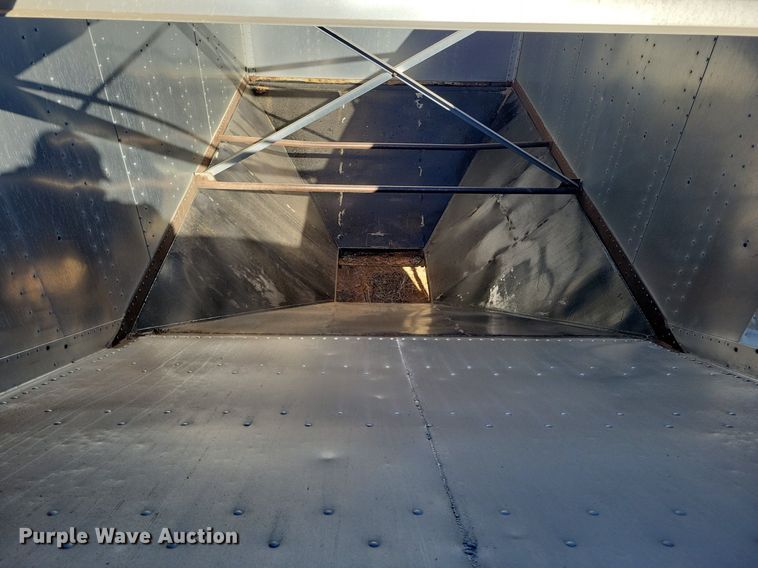 image for item LG9451 1980 Merritt GS-400-08  grain trailer