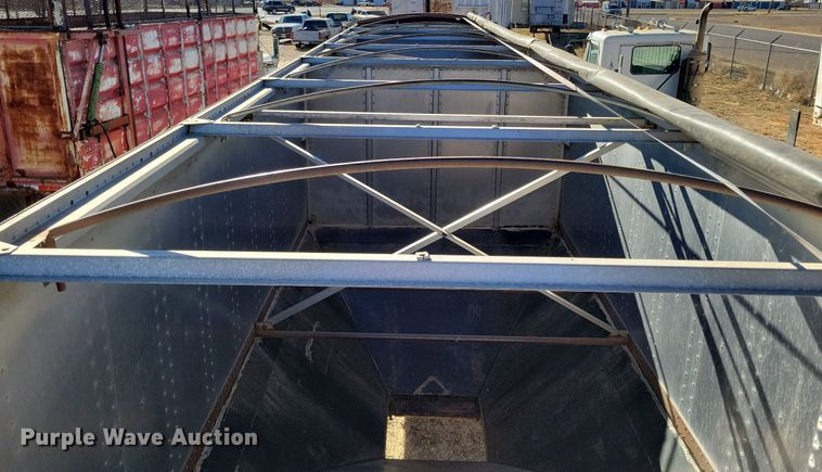 image for item LG9451 1980 Merritt GS-400-08  grain trailer