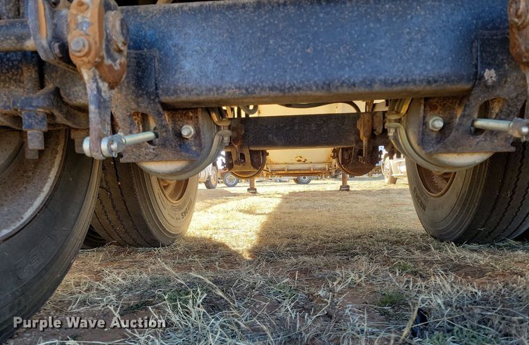 image for item LG9451 1980 Merritt GS-400-08  grain trailer