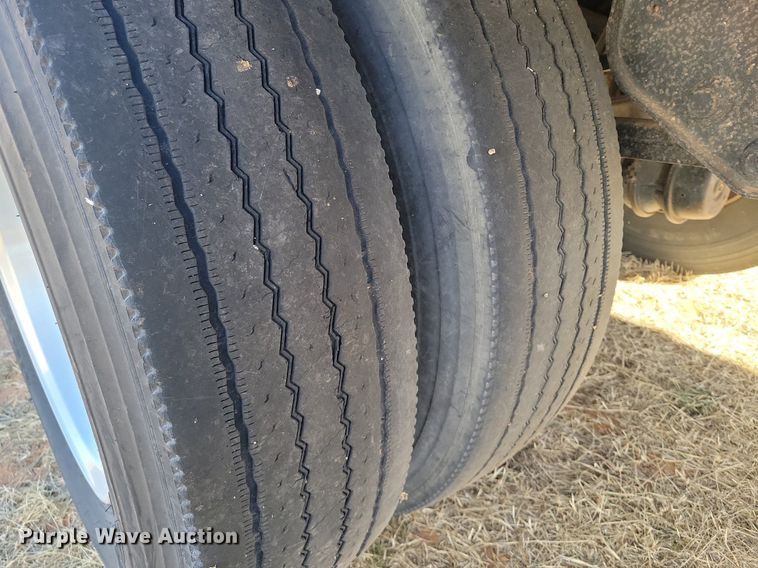 image for item LG9451 1980 Merritt GS-400-08  grain trailer