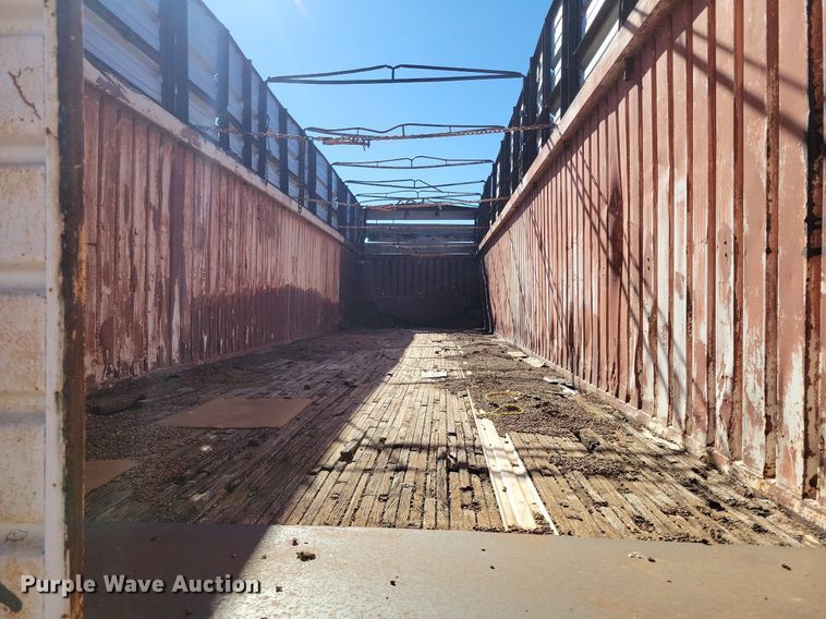 image for item LG9452 1978 Pullman  silage trailer