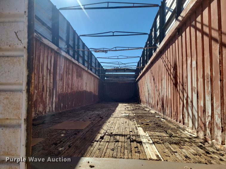 image for item LG9452 1978 Pullman  silage trailer