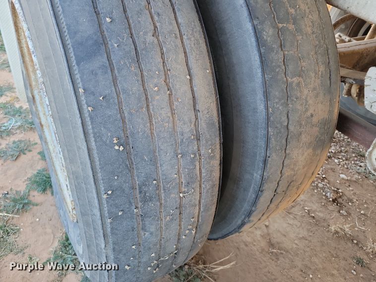 image for item LG9452 1978 Pullman  silage trailer