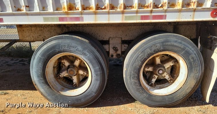 image for item LG9452 1978 Pullman  silage trailer