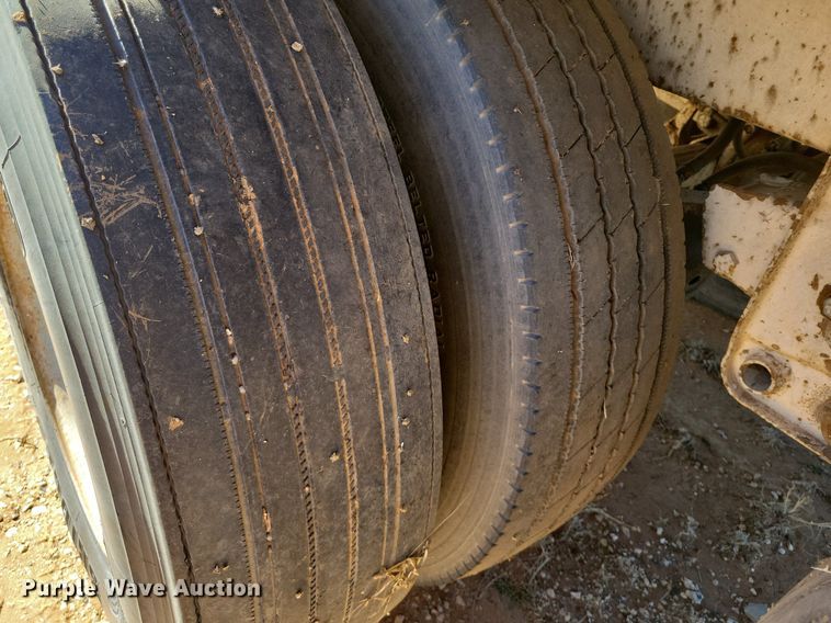 image for item LG9452 1978 Pullman  silage trailer