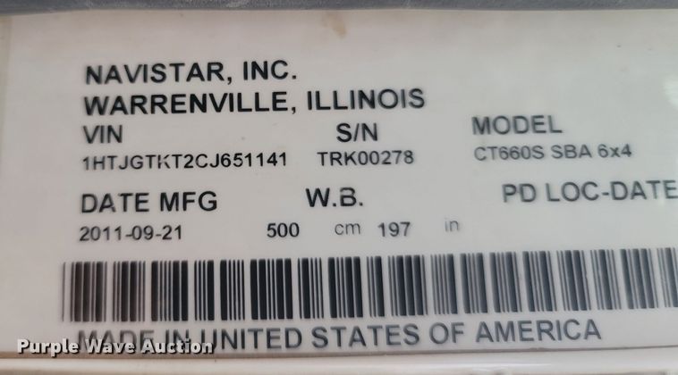 image for item MH9611 2012 Caterpillar CT660S  truck cab and chassis