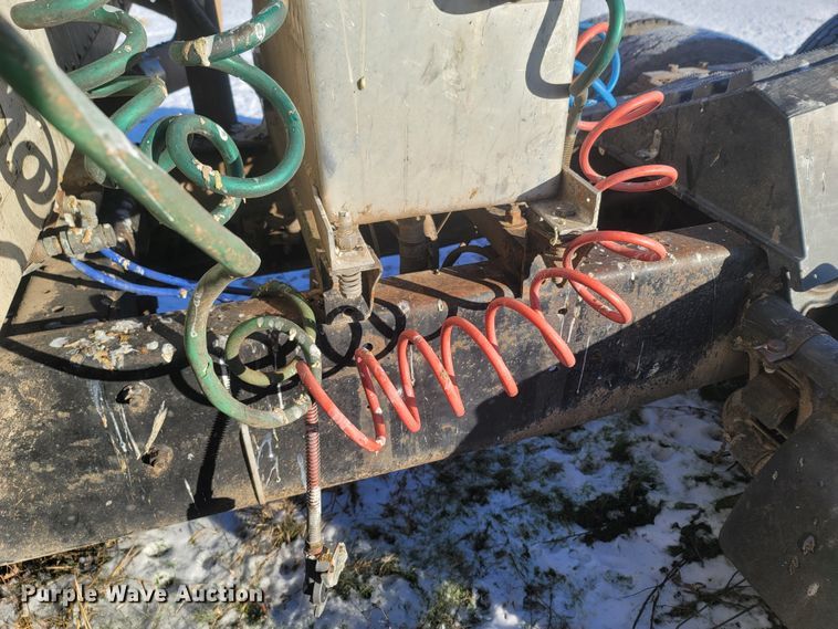 image for item MH9664 1994 International 9400  semi truck