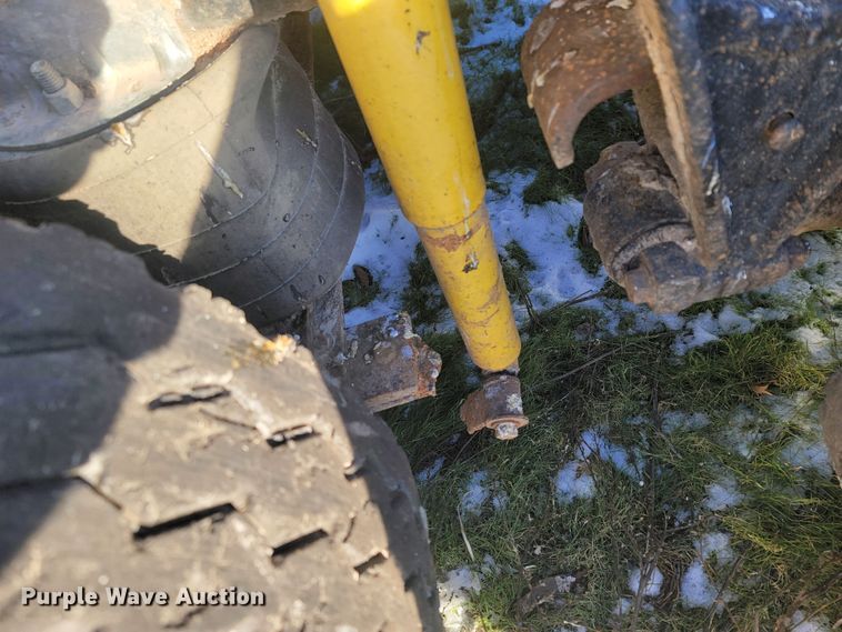 image for item MH9664 1994 International 9400  semi truck